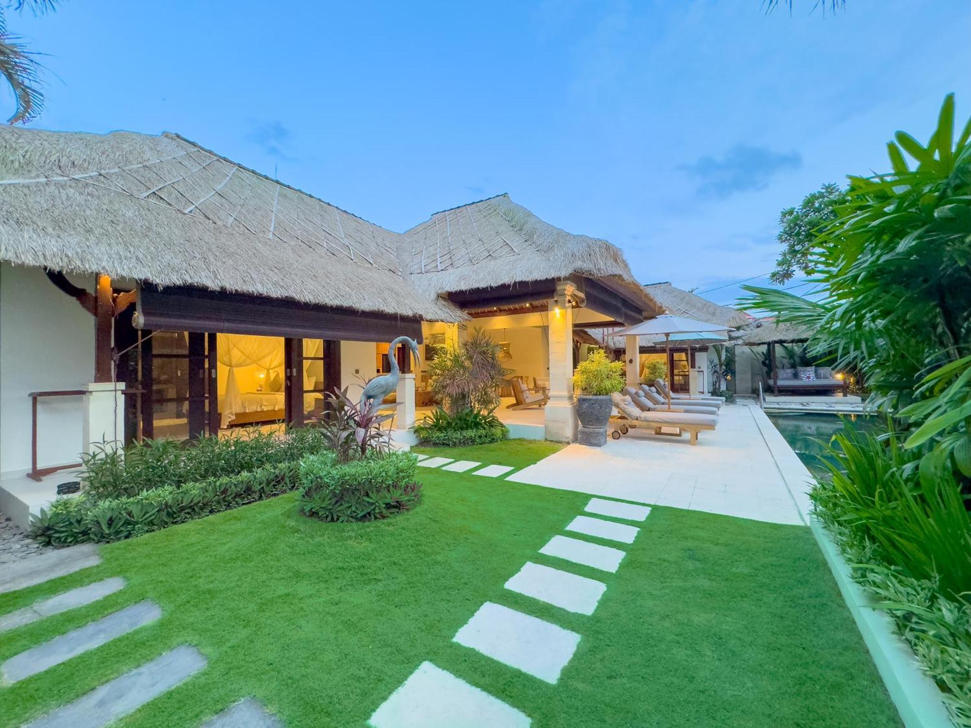 Villa Bugis Seminyak Pokój zdjęcie